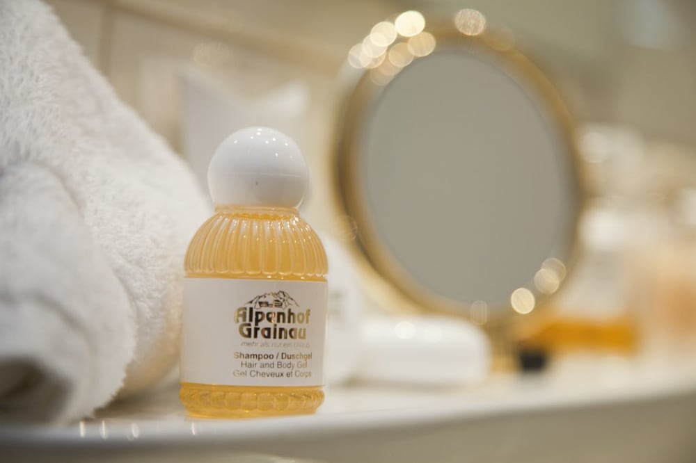 Bathroom amenities